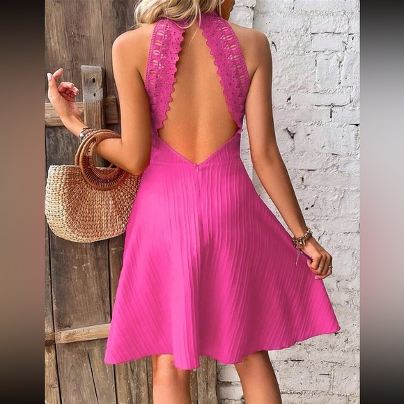 Boho lace panel open back halter dress - Picture 3 of 7